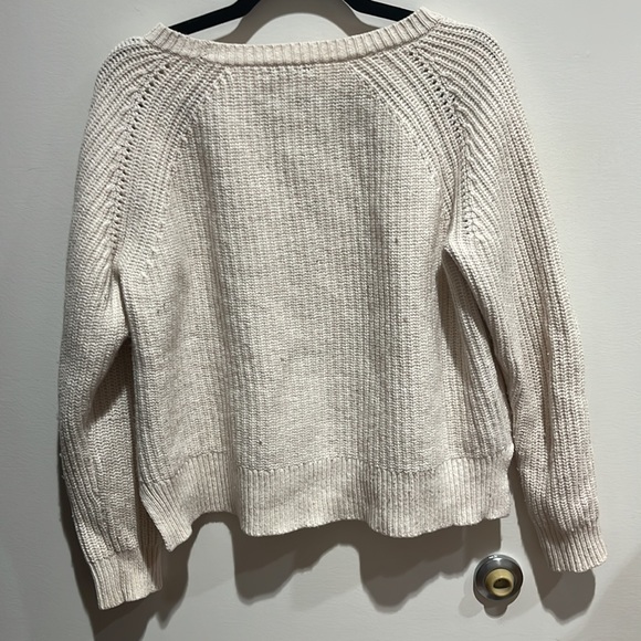 white medium j crew sweater - Picture 2 of 3